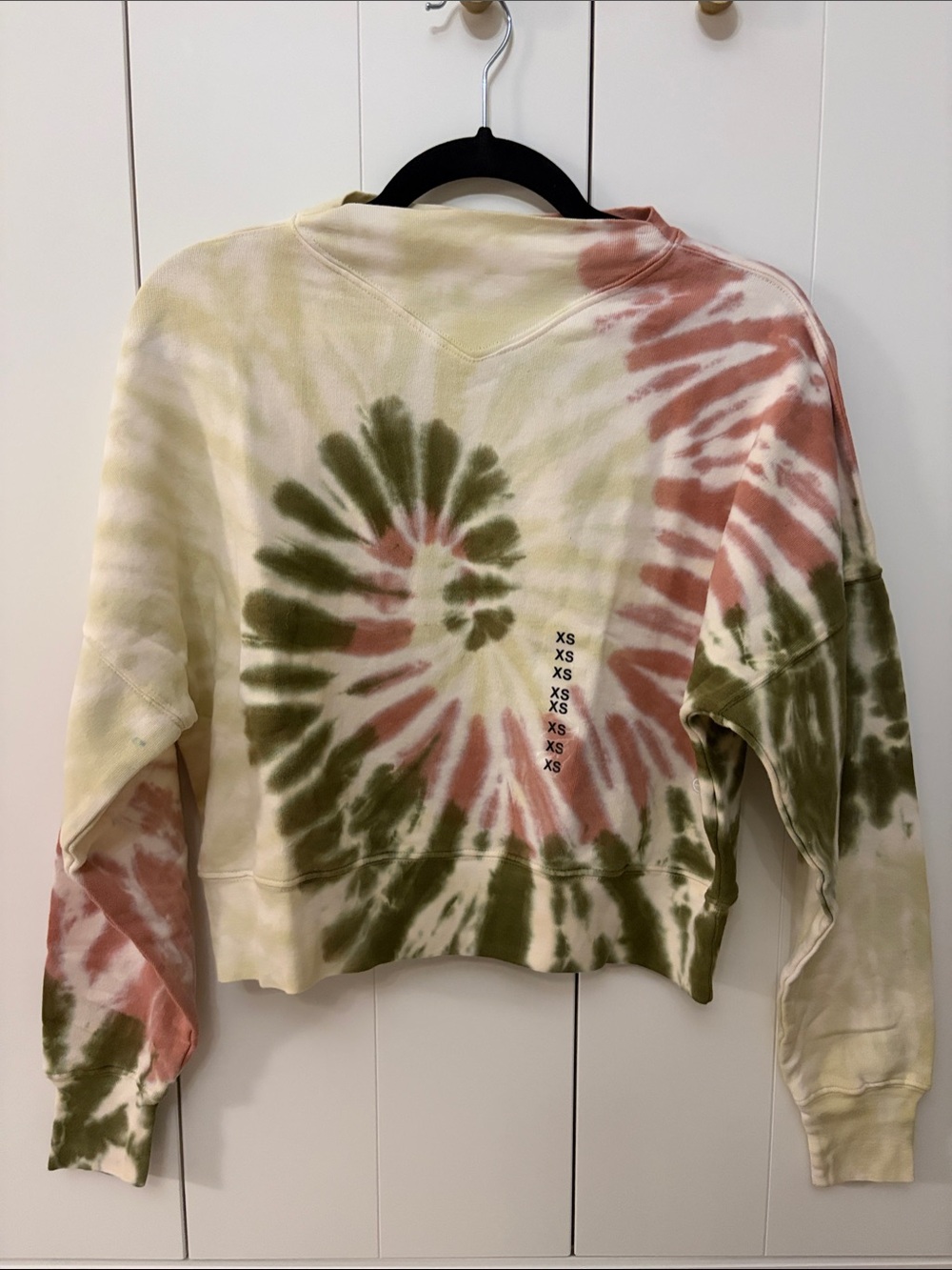 Eleven Paris Tie-Dye Cropped Crewneck Cozy Sweatshirt in Olive, Clay & Cream